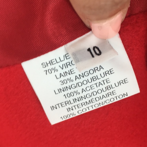 Beautiful red coat - Picture 5 of 6